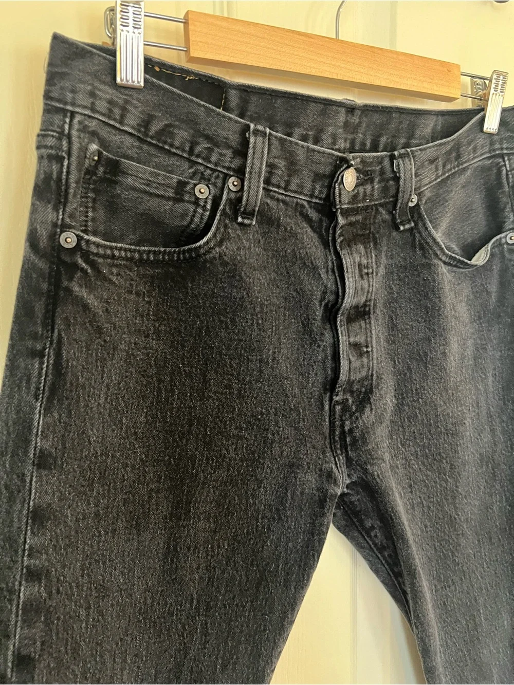 Levi’s 501 Original Black Washed Button Fly Jeans W33 L30
